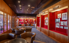 フリードリンクラウンジ